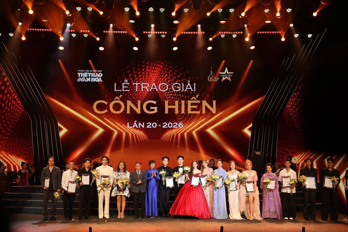 soobin thang lon tai giai thuong cong hien 2026, hoa minzy la ca si cua nam hinh anh 11