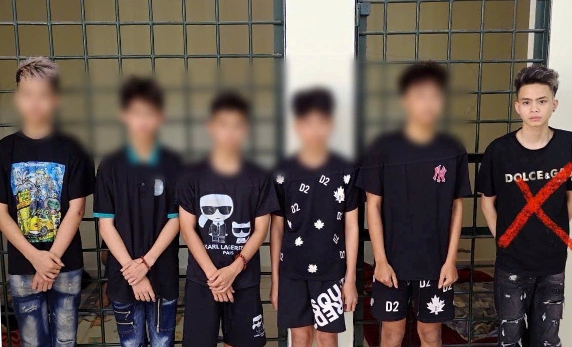 tom gon nhom doi tuong nhi mang hung khi gay roi trat tu tai hai phong hinh anh 1