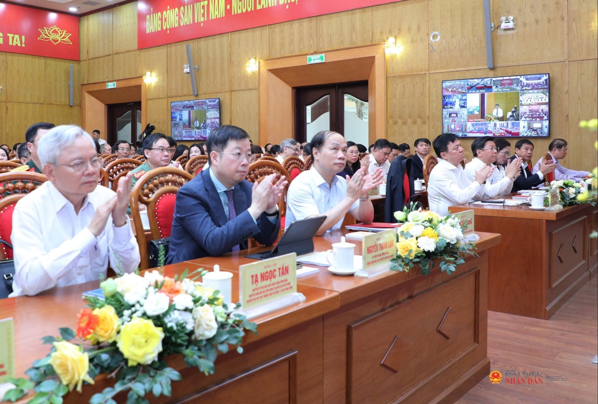 Dai hoi xiv va tam nhin chien luoc cho phat trien ben vung hinh anh 2