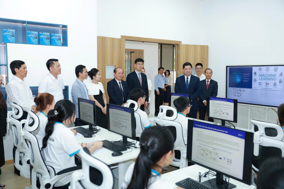 samsung dua dao tao ban dan vao chuong trinh samsung innovation campus hinh anh 4