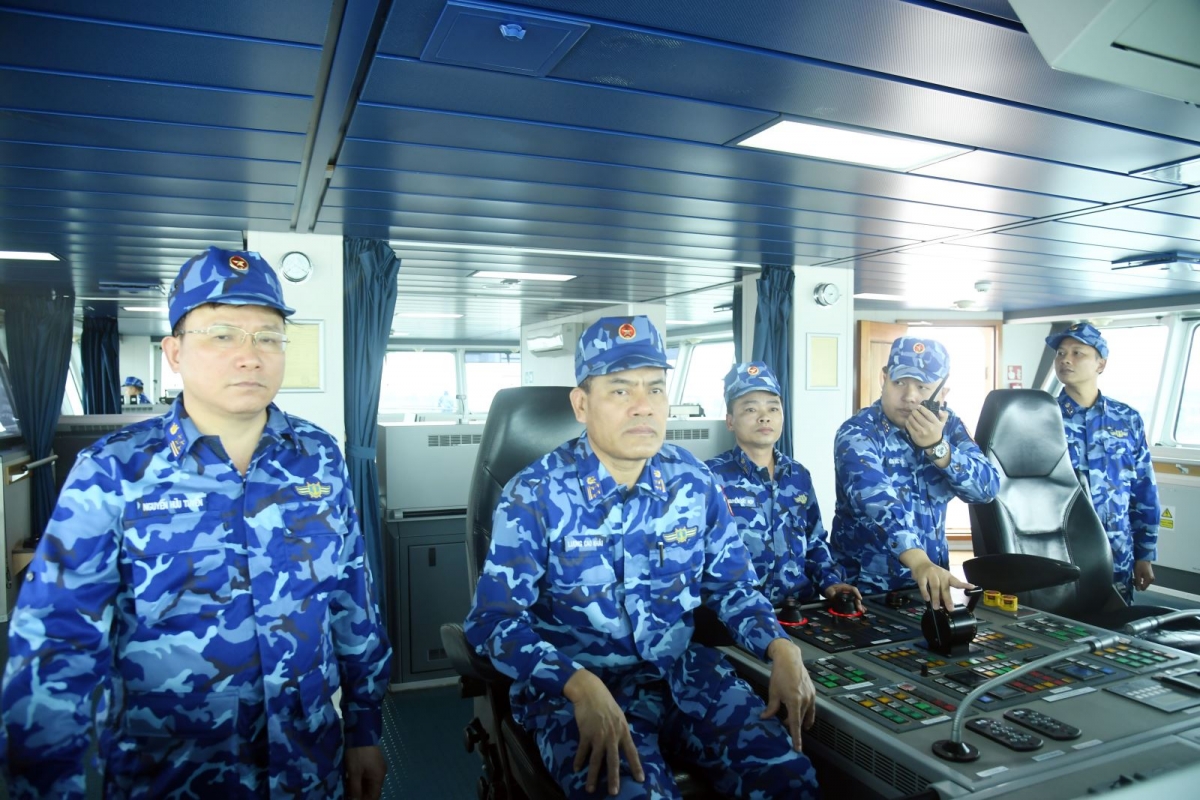 canh sat bien viet nam len duong tuan tra lien hop voi canh sat bien trung quoc hinh anh 2