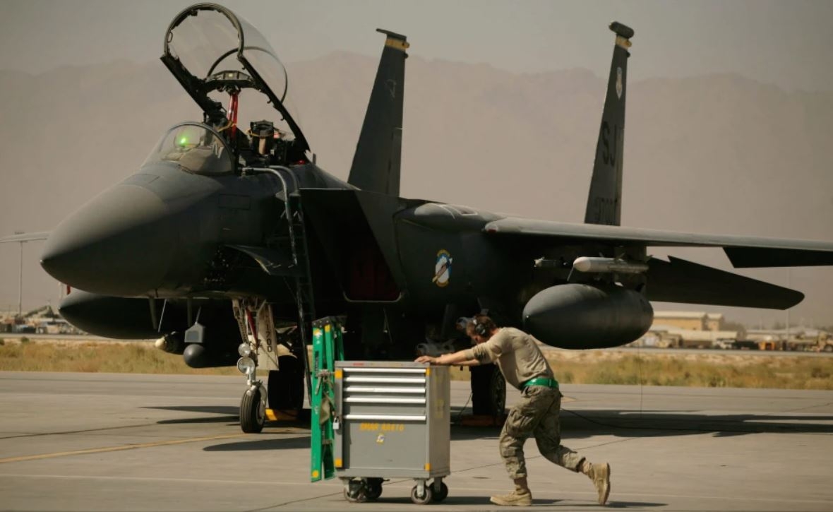 vu iran ban ha chien dau co f-15e dat ra nhieu cau hoi cho my va israel hinh anh 1