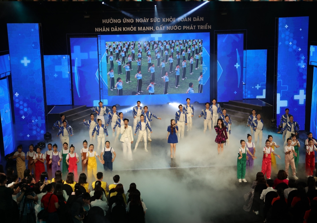  nhan dan khoe manh Dat nuoc phat trien hinh anh 3