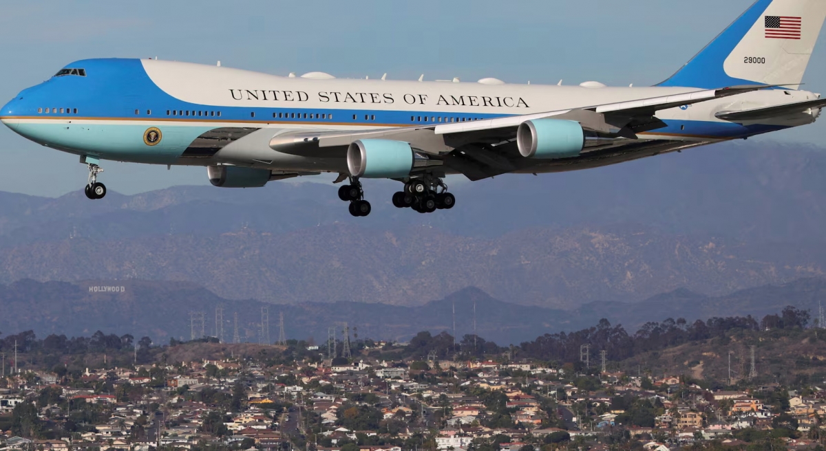 chuyen co khong luc mot cua tong thong my co nhung gi dac biet hinh anh 1