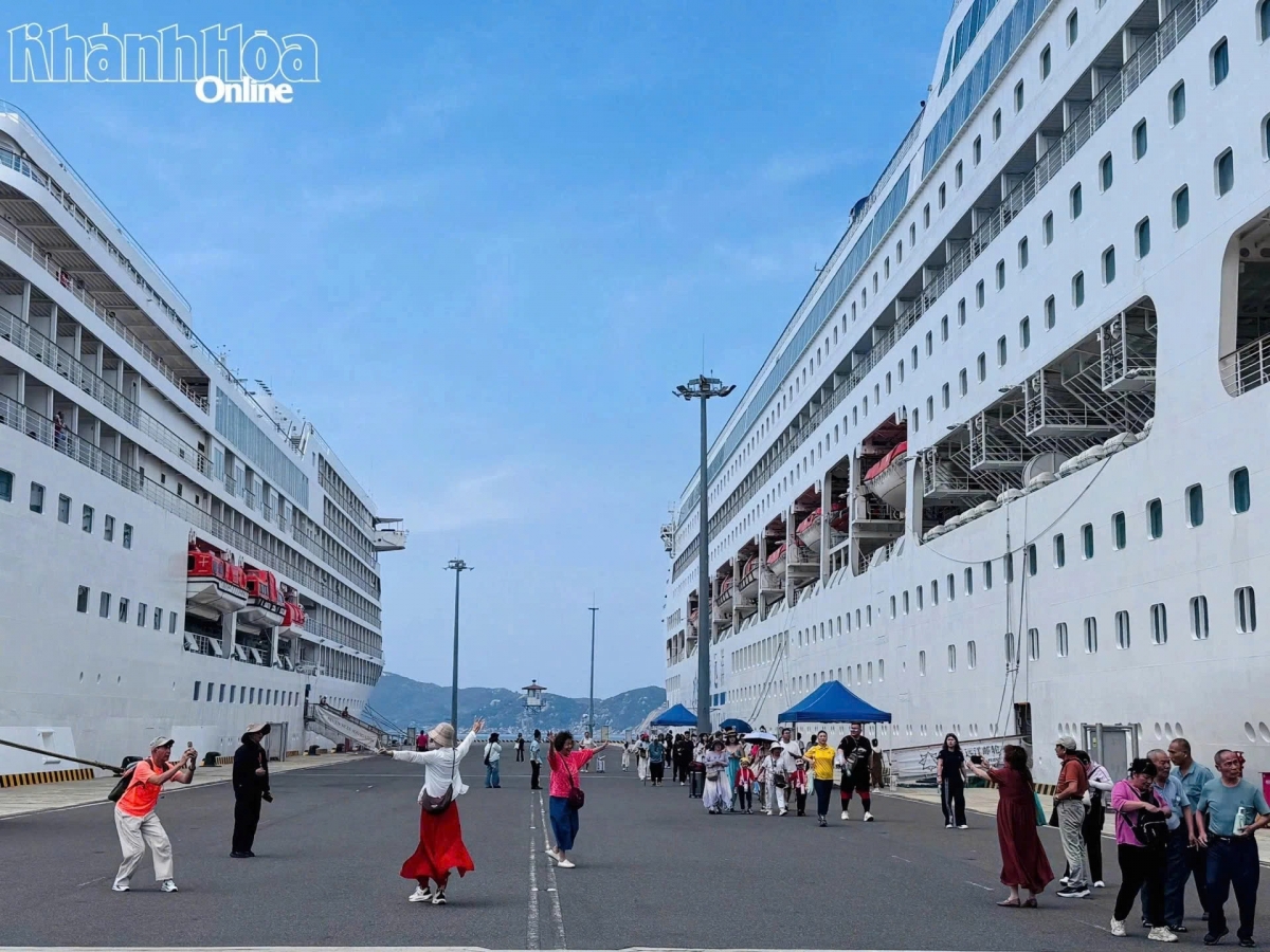 cam ranh international port receives two cruise ships in a day picture 1