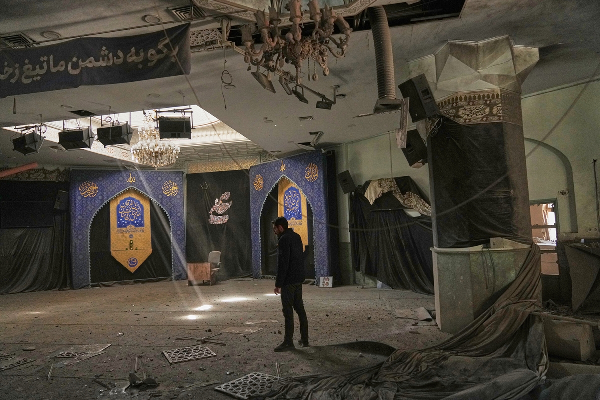 iran canh bao trung tam ai cua my tai abu dhabi nam trong tam ban ten lua hinh anh 1