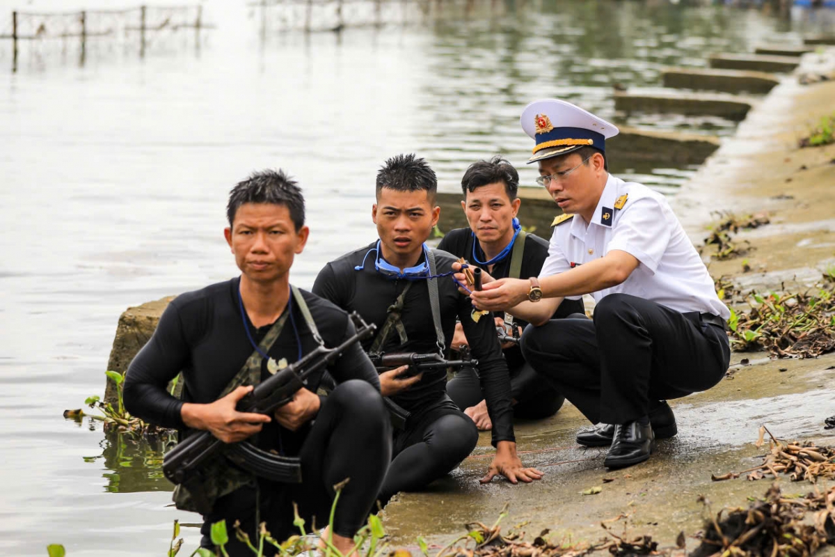 Giữ vững bản lĩnh đặc công nước – sẵn sàng chiến đấu bảo vệ chủ quyền biển, đảo