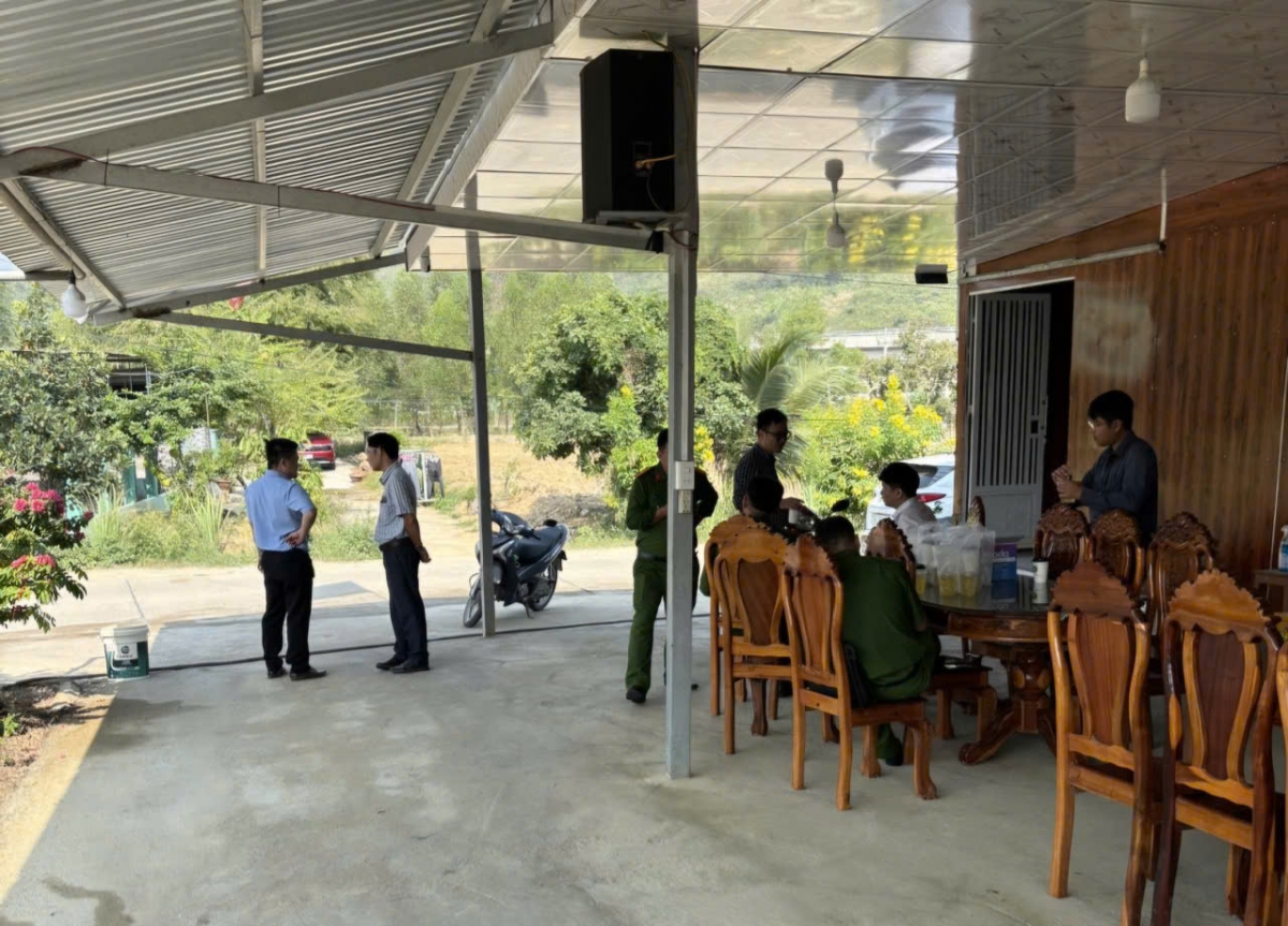 cong an dieu tra viec khai thac dat trai phep gan duong dien cao the o khanh hoa hinh anh 1