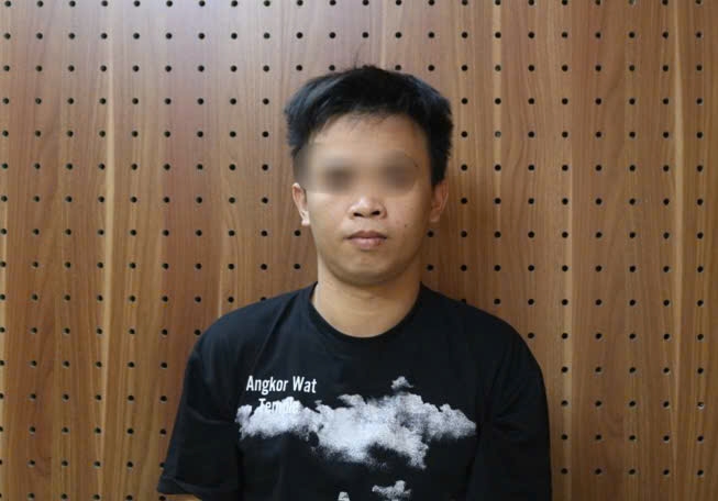 bat giu doi tuong bi truy na quoc te hinh anh 1