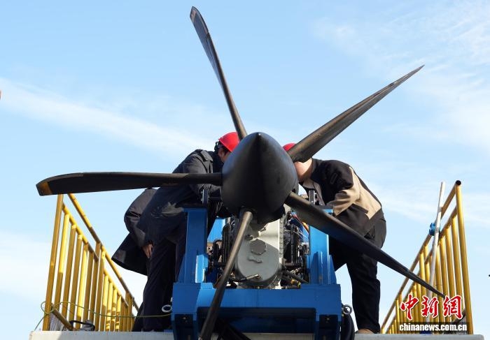 trung quoc bay thu thanh cong may bay cho hang khong nguoi lai hydro 7,5 tan hinh anh 1