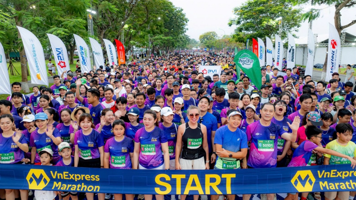8.000 van dong vien tranh tai tai giai vnexpress marathon hue 2026 hinh anh 2