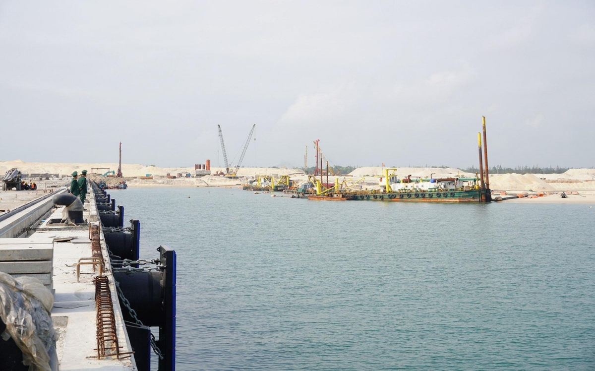 quang tri vuong mat bang, nhieu du an giai ngan thap hinh anh 3