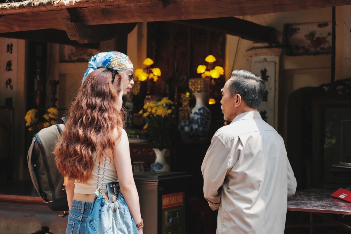 Dua lang nghe kham trai ha noi den gan hon voi khach quoc te hinh anh 2