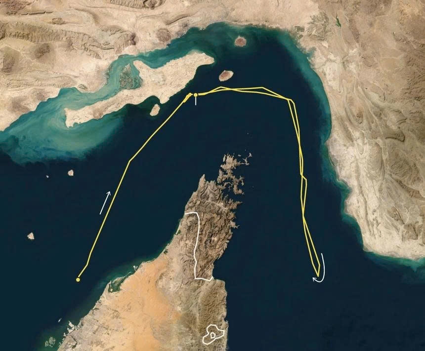 hang chuc tau roi vinh ba tu sau khi eo hormuz mo lai, iran giu urani lam giau cao hinh anh 1