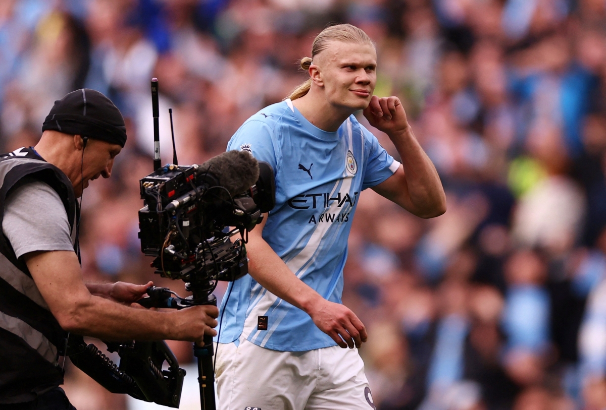 cuoc dua vo dich ngoai hang anh 2025 2026 arsenal va tieng chuong am anh hinh anh 1