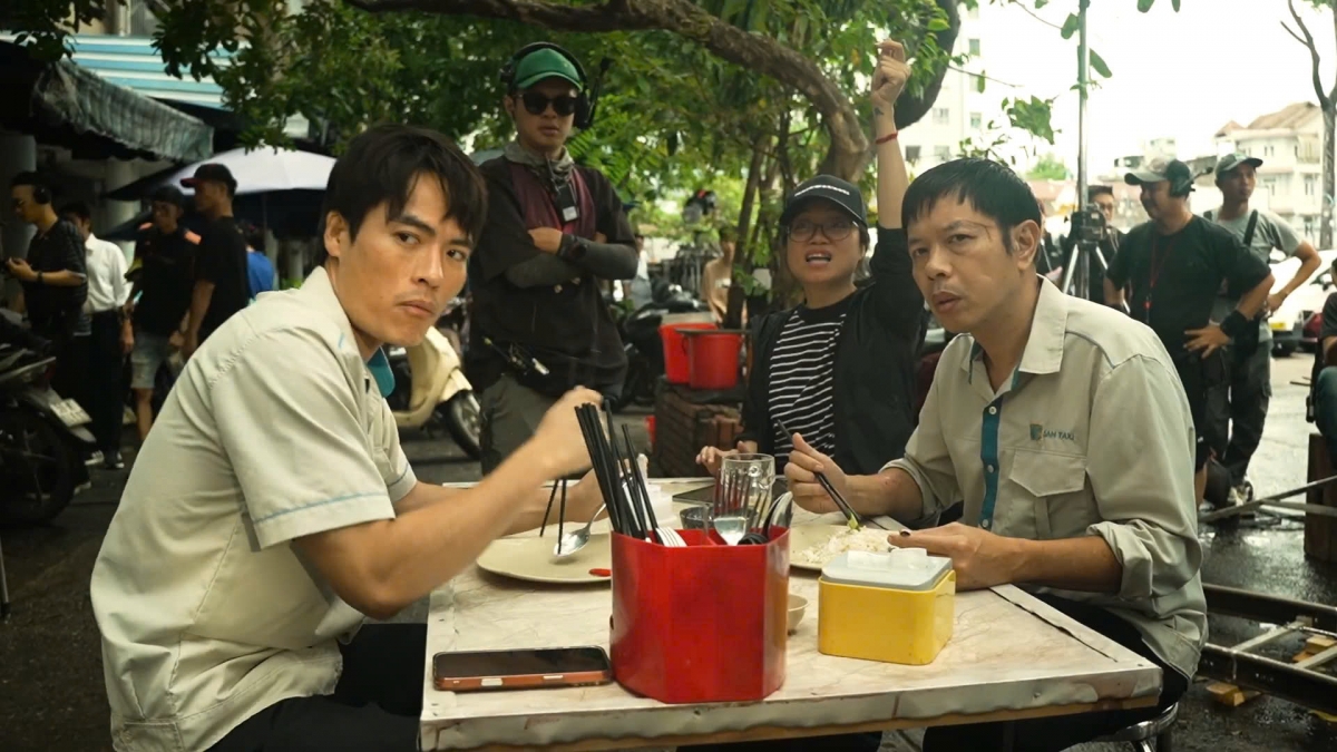 vo tan phat tung chay ban, phat to roi, den xay nha cho ba me o tuoi 30 hinh anh 2