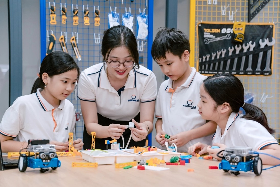 mot truong pho thong tai ha noi lot top 5 to chuc xuat sac nhat toan cau ve stem hinh anh 1