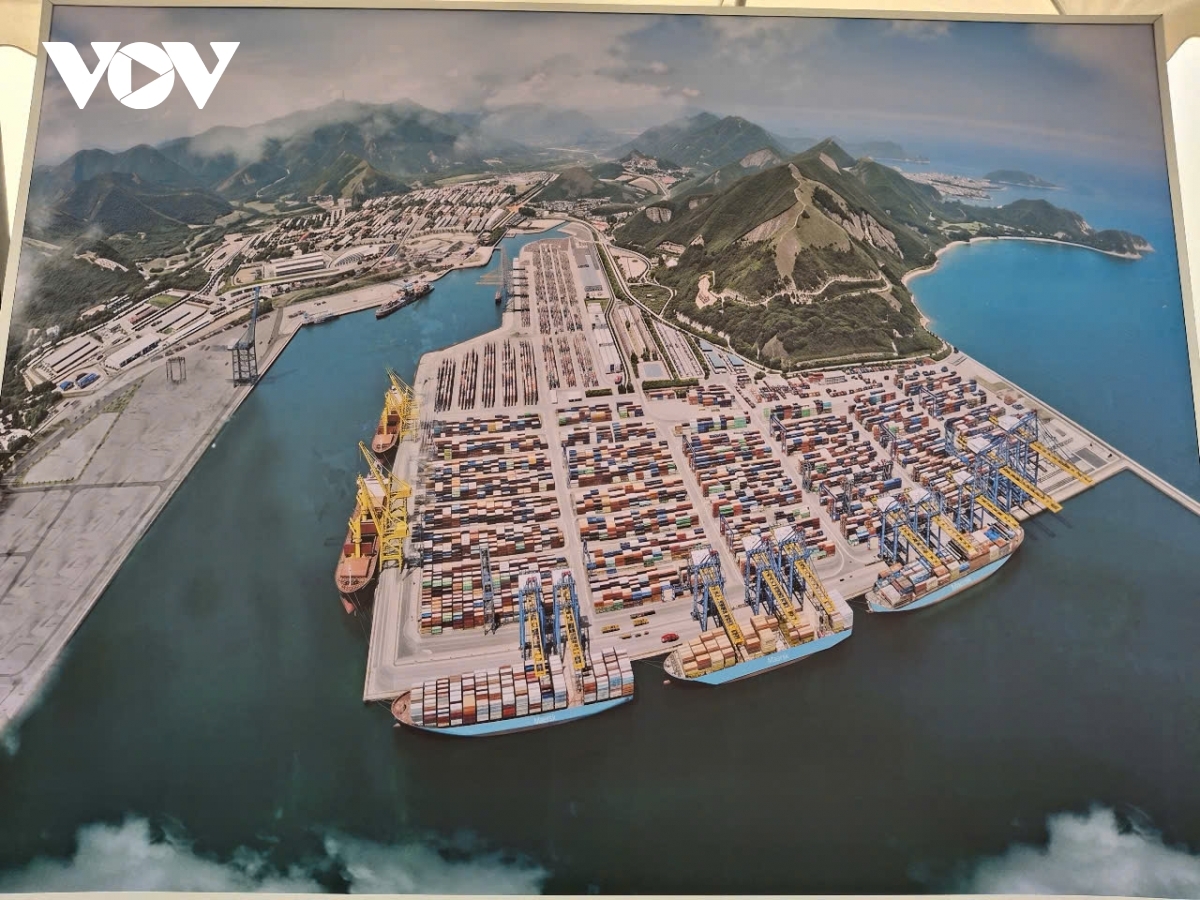 khoi cong du an dau tu xay dung tong the ben cang container lien chieu hinh anh 2