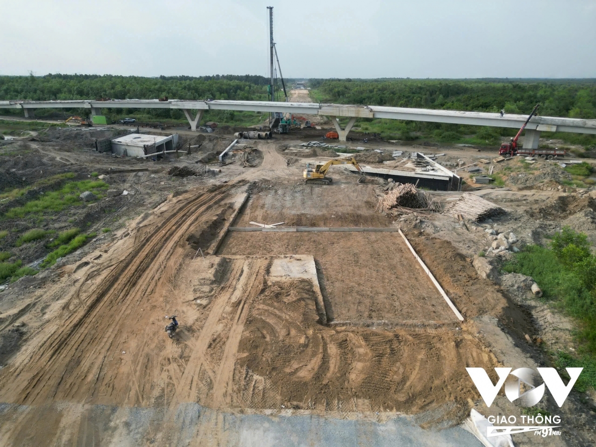 vanh dai 3 tp.hcm tang toc hay tre hen hinh anh 3