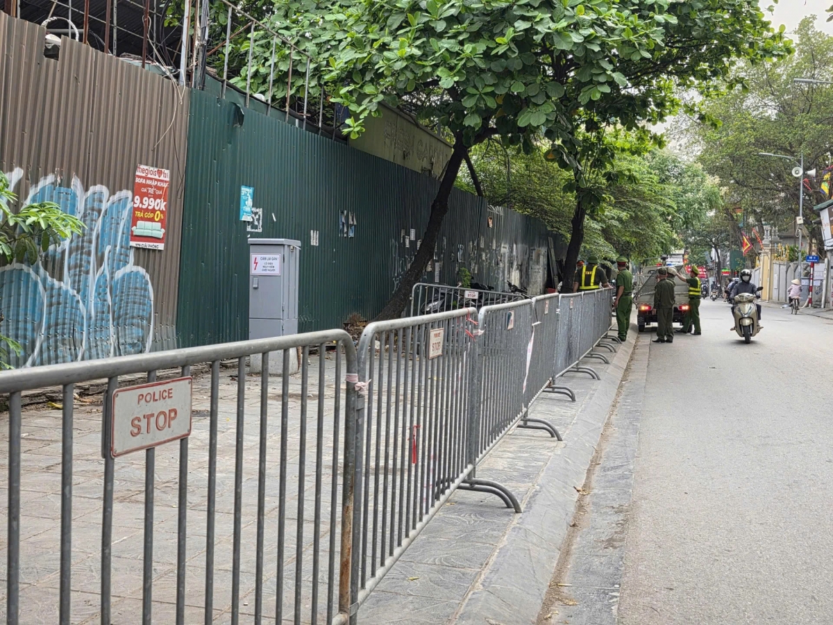 giua muu sinh va ky cuong do thi hinh anh 4