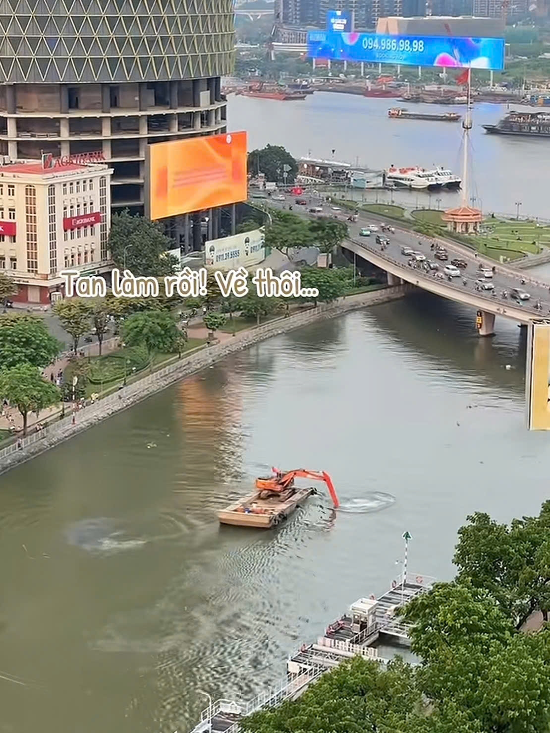 lai co them may xuc lam xiec tren song sai gon hinh anh 3