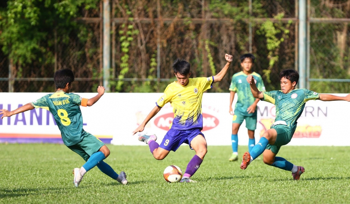 ket qua bong da viet nam hom nay 3 4 ha noi i thang huy diet o vck u15 quoc gia hinh anh 2