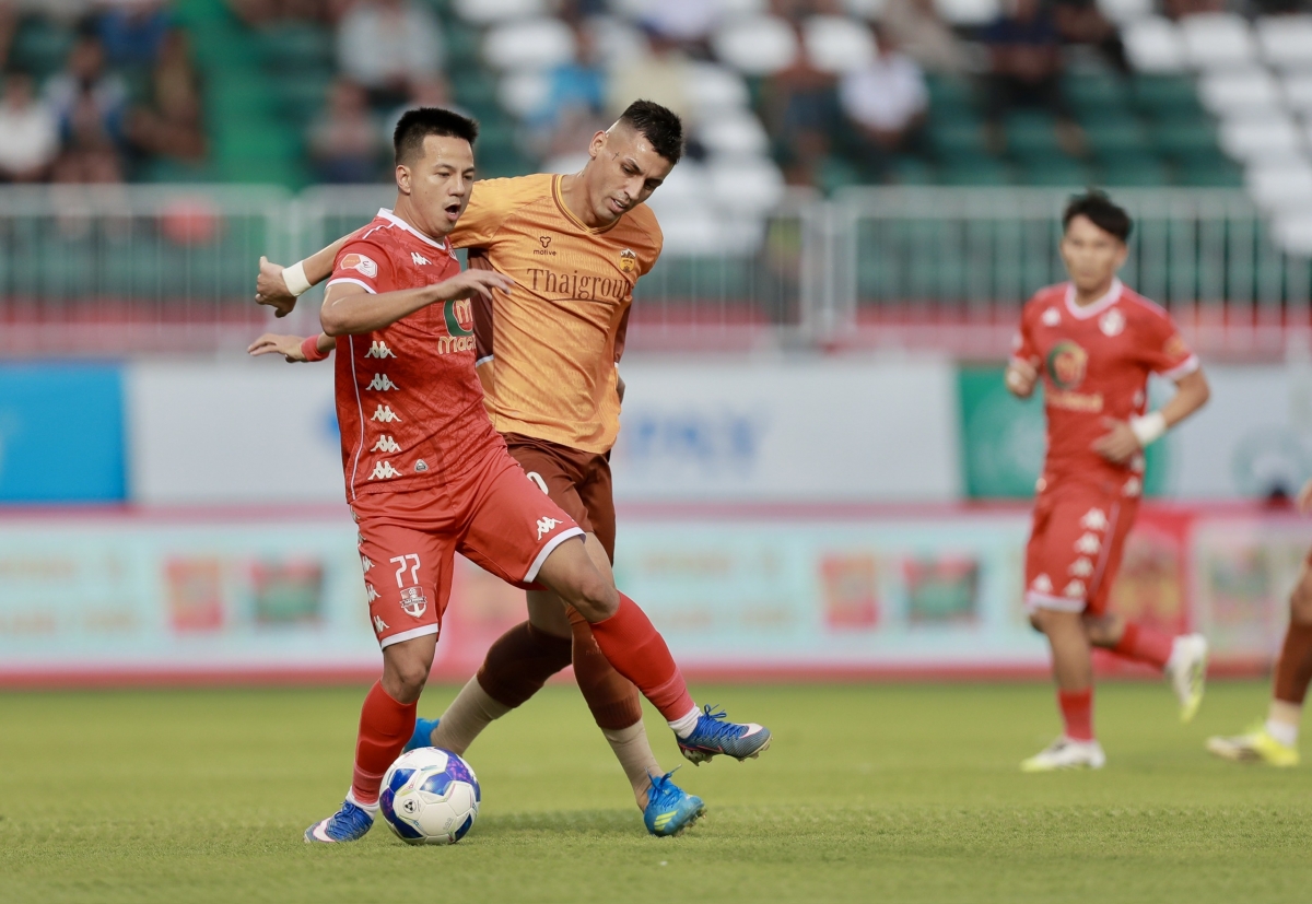 hagl khung hoang luc luong truoc tran dau 6 diem o v-league hinh anh 1