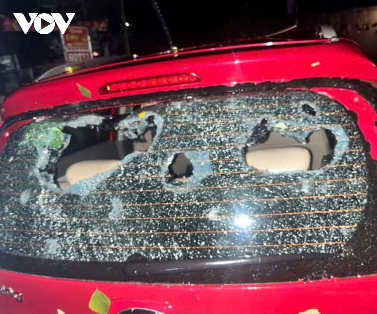 large hailstorm causes damage in northern vietnam picture 2