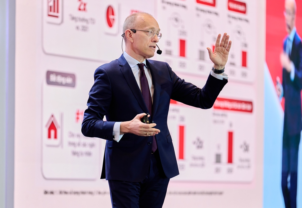 techcombank chia co tuc len den 67 , khang dinh vi the dan dau hinh anh 2