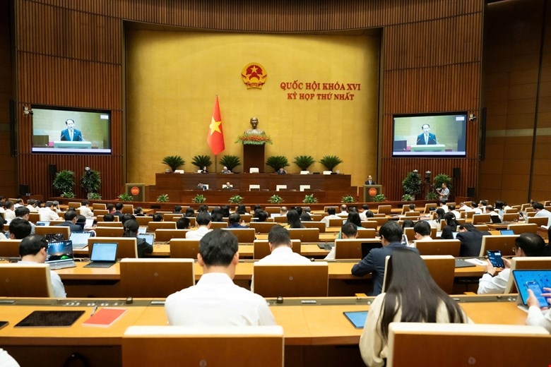 giam so luong giao dich phai cong chung, nhung nha dat van theo dia hat hinh anh 1