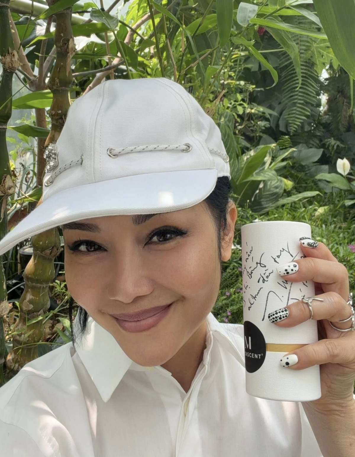 sao viet 28 4 dan my nhan viet bung nhiet bikini, hut mat tren mang xa hoi hinh anh 14