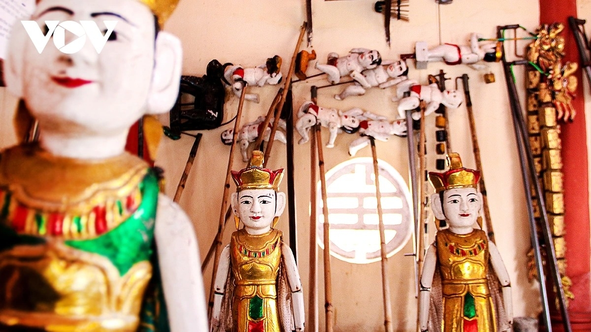 hai phong village artisans keep water puppetry alive to draw tourists picture 16