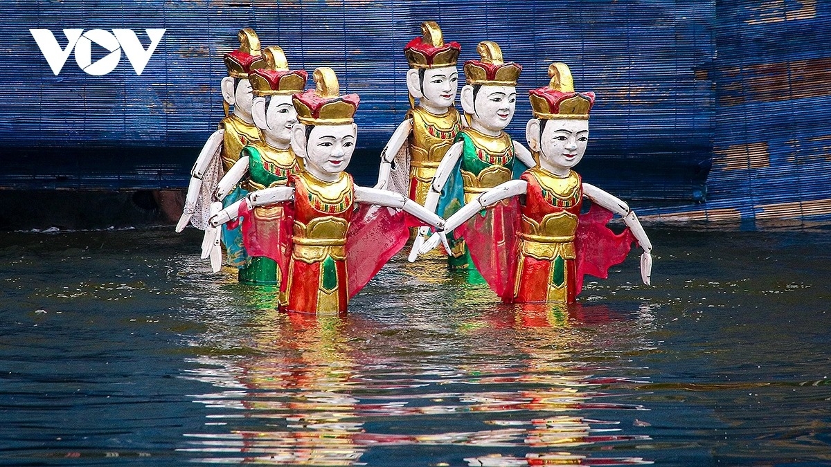 hai phong village artisans keep water puppetry alive to draw tourists picture 2