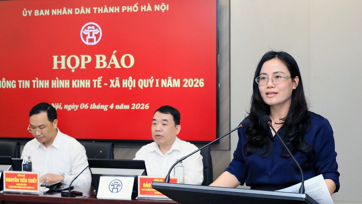 quy i, kinh te ha noi tang truong 7,87 giua ap luc gia xang dau hinh anh 1