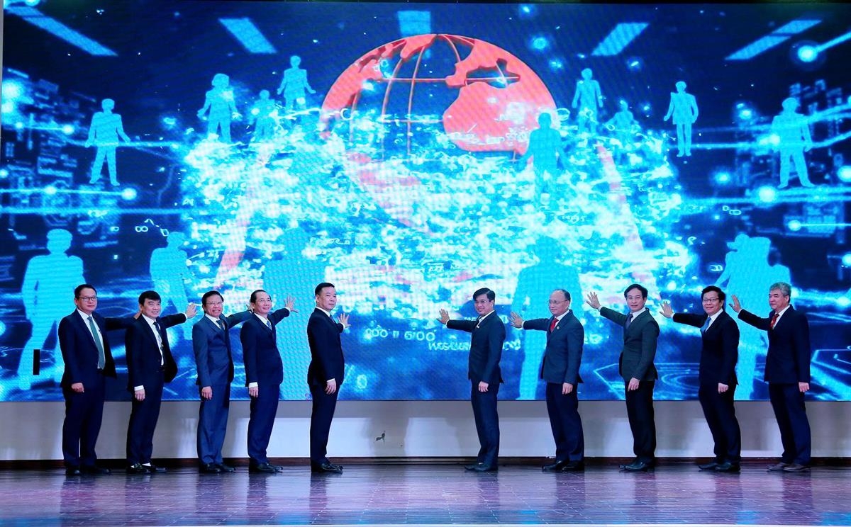  quan tri quoc gia va dao tao nhan luc quan ly trong ky nguyen moi hinh anh 1