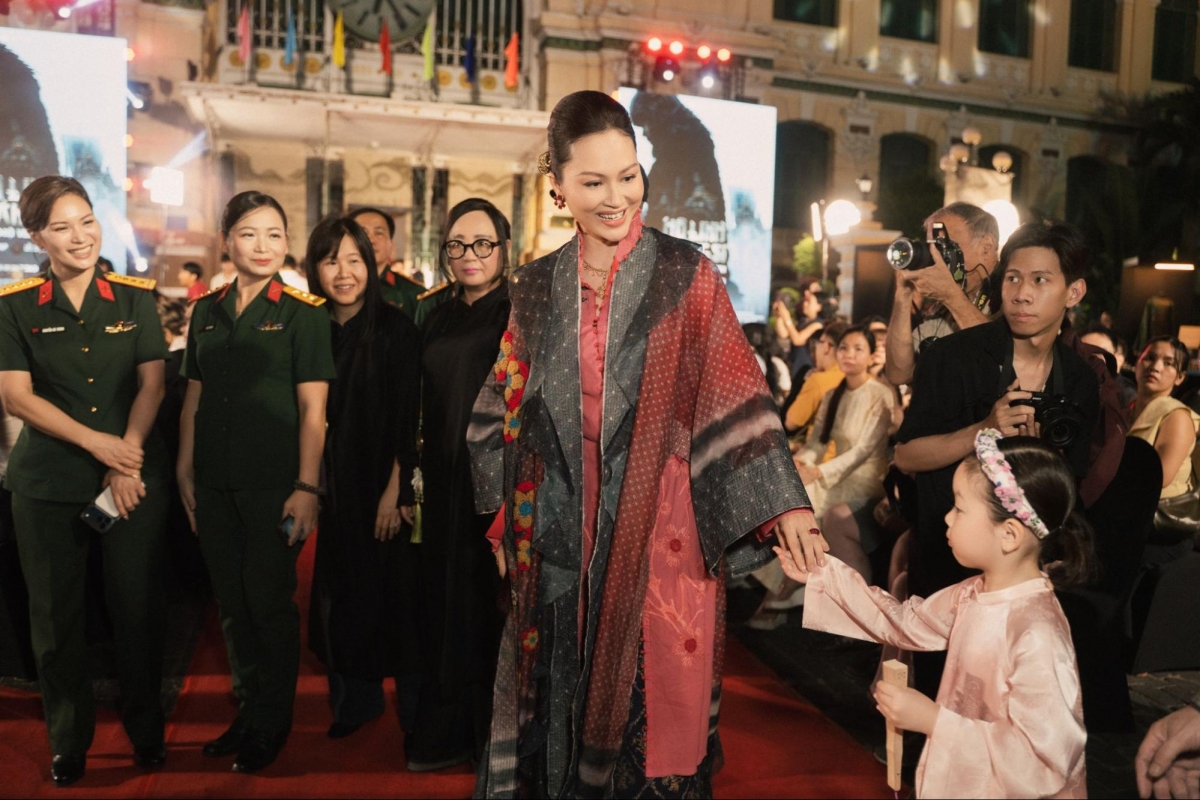 nhan sac man ma cua Do thi hai yen khi vao vai hoang hau ho duong hinh anh 1