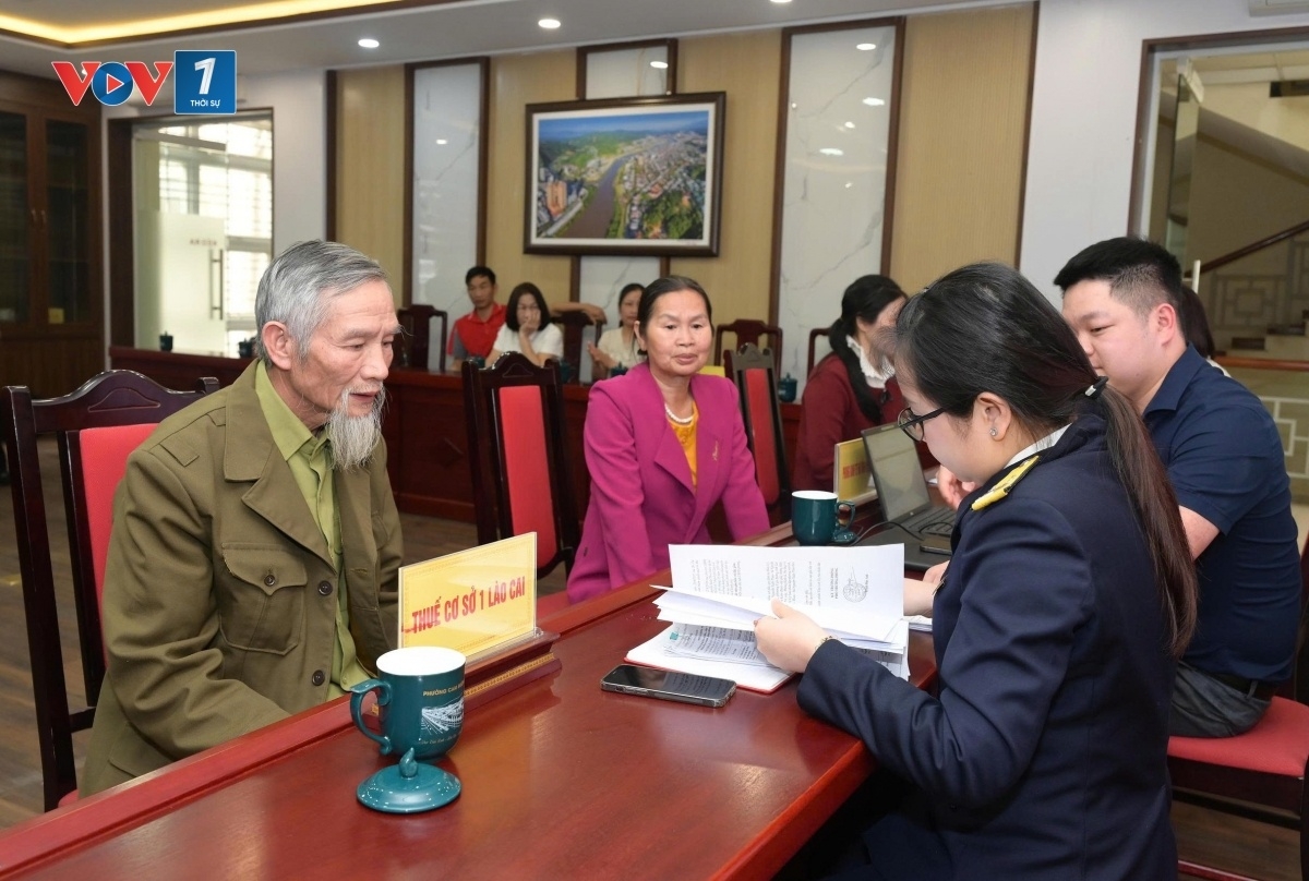 chinh quyen 2 cap can day manh theo huong ro tham quyen, trao nguon luc hinh anh 2