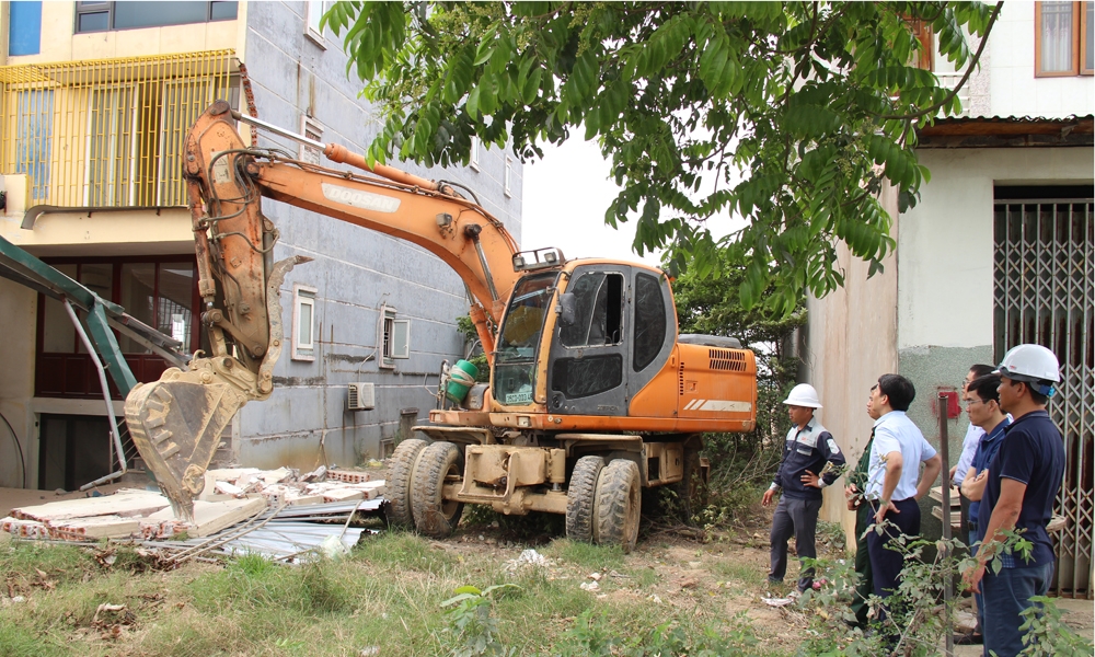 chi tien thuong cho cac ho ban giao dat o thuoc du an cang hang khong gia binh hinh anh 2