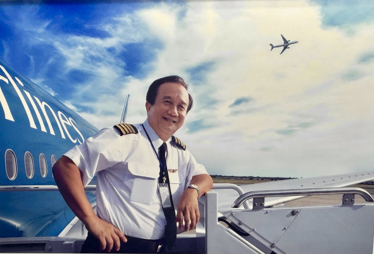 phi cong anh hung nguyen thanh trung va ky uc thanh pho duoi canh bay hinh anh 4