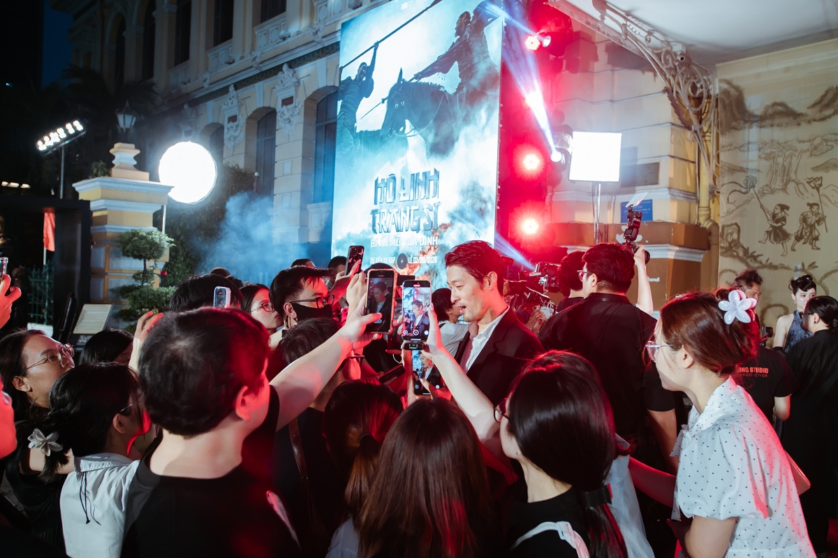 sao viet 17 4 cac anh tai nha tre xa anh nhi nho khien fan dung ngoi khong yen hinh anh 12