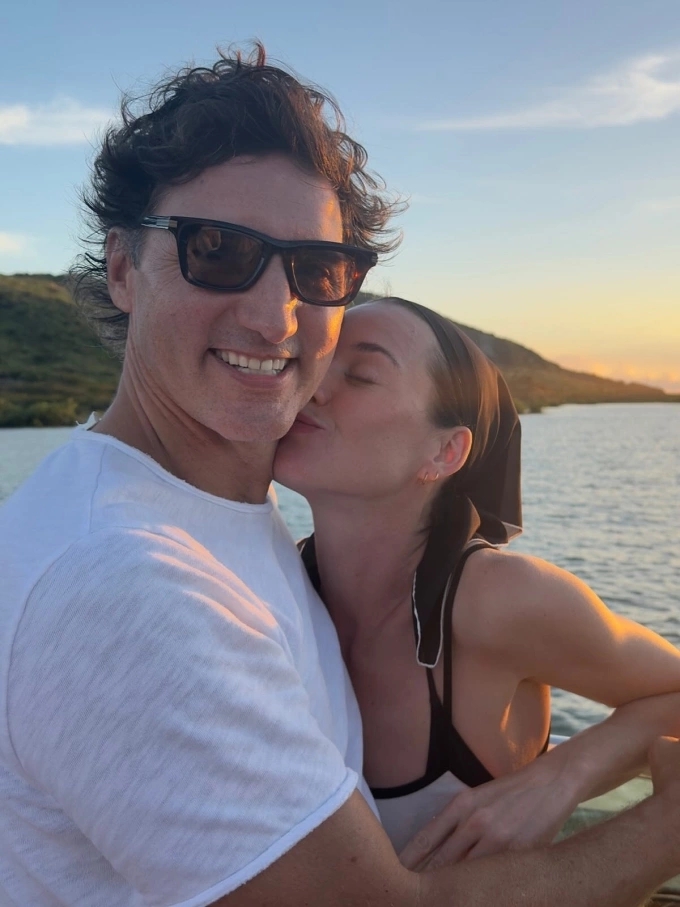katy perry va cuu thu tuong canada justin trudeau vo tu tan huong tinh yeu hinh anh 3