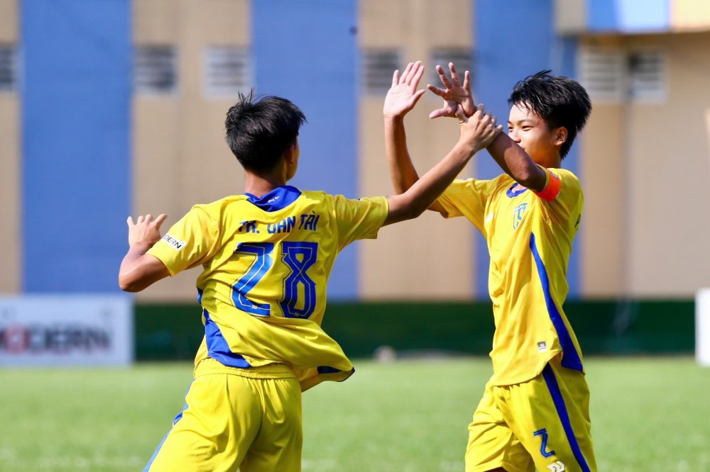 ket qua bong da vck u15 quoc gia 2026 toi 9 4 slna va tay ninh vao ban ket hinh anh 2
