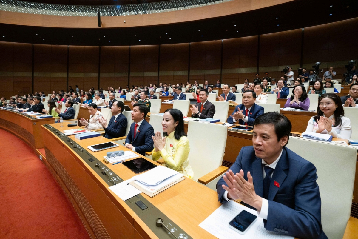 xay dung van hoa tranh luan tai nghi truong hinh anh 2