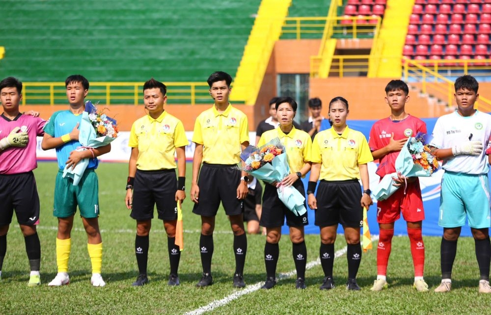 ket qua bong da hom nay 2-4 ruot duoi ty so ngoan muc o giai u15 quoc gia 2026 hinh anh 4