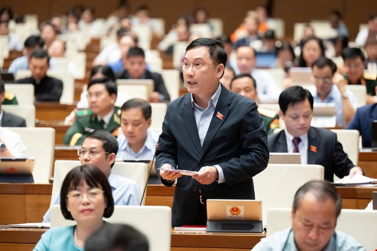 Dbqh tin dung chay vao bat dong san dau co, nguoi tre 30 nam khong mua noi nha hinh anh 1