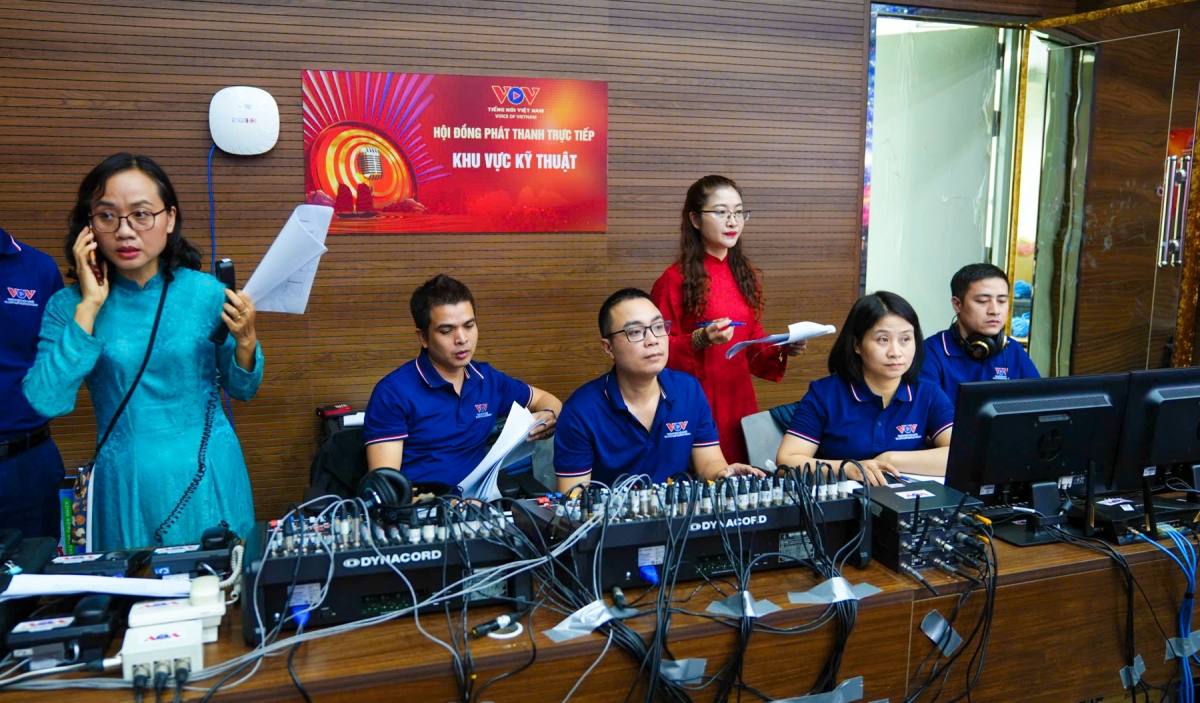 nhung nguoi no luc am tham cho lien hoan phat thanh toan quoc lan thu xvii hinh anh 7