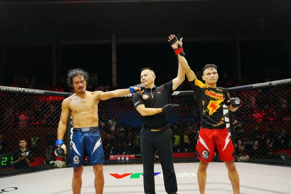 lion championship mma le van tuan retains title with submission victory picture 1