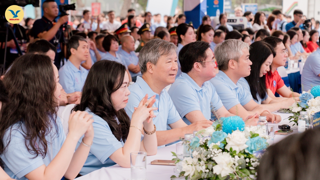 medlatec chung tay nang cao nhan thuc cham soc suc khoe chu dong hinh anh 2