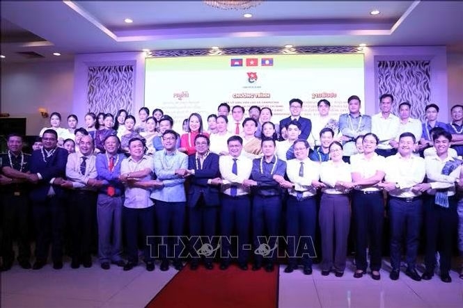 lao, cambodian students welcome traditional new year in hcm city picture 1