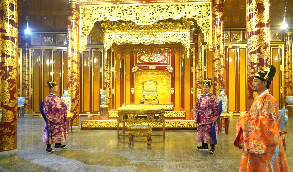 sau su co bi xam hai gan 1 nam, ngai vua trieu nguyen chua duoc phuc che hinh anh 3